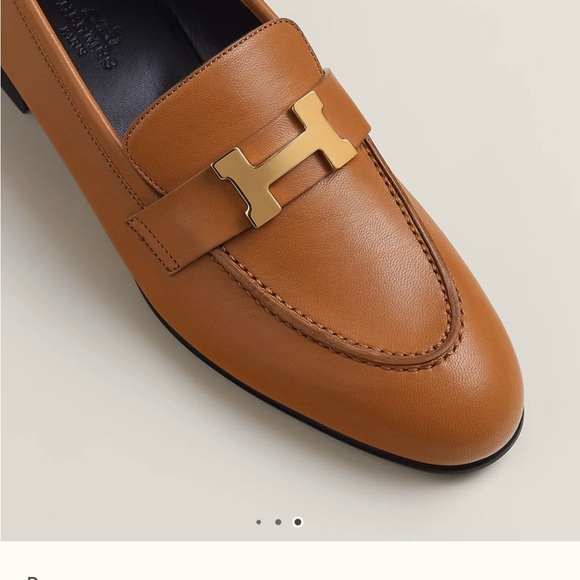 PARIS LOAFERS Loafer in goatskin with permabrass-plated signature "H" detail. - Picture 6 of 9